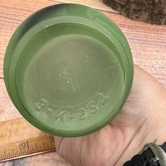 Vtg MCM Hazel Atlas Glass Bud Vase Frosted 7.5" Green W Black Swirls 8-K-252 - Picture 5 of 5